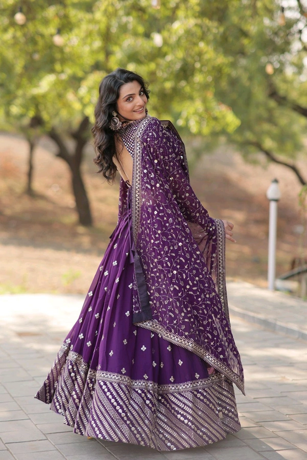 Antique Fashion 1 Absolutely  This Masterpiece deserves a Place in every Wardrobe  Its Timeless beauty and equisite craftsmanship make it must have