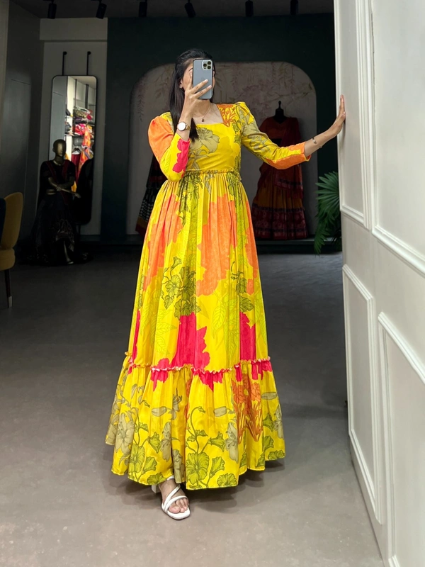 Antique Fashion 1 Grace and Glamour Silk Crepe Long Gown Elevates Evening Elegance  - colour 2
