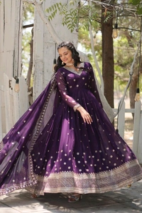 Antique Fashion 1 Gown Love  - colour 1, M (38)