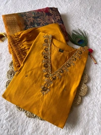 Antique Fashion 1 Kurti Pent Dupatta Set  - M, colour 2