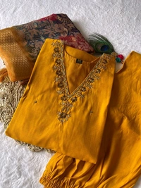 Antique Fashion 1 Kurti Pent Dupatta Set  - M, colour 2