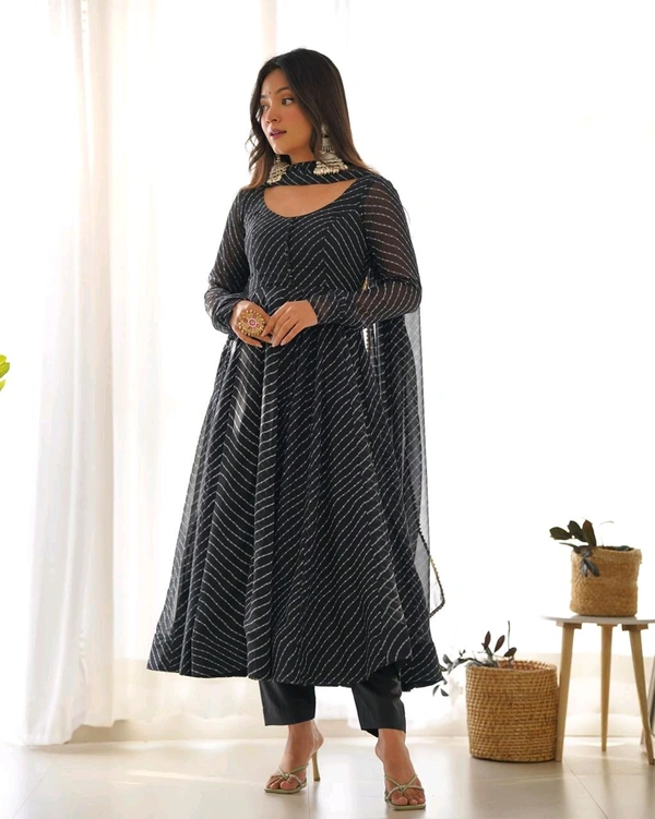 Antique Fashion 1 Anarkali Suit Set  - XS 34, Black