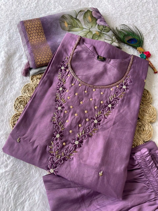 Antique Fashion 1 Kurti Pant Dupatta  - colour 1, S