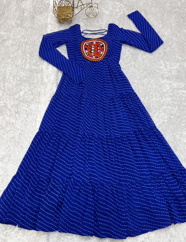 Antique Fashion 1 This colourfull laheriya & fresh look outfit is perfect for upcoming navratri which provides you more comfort and style - Xs, colour 1