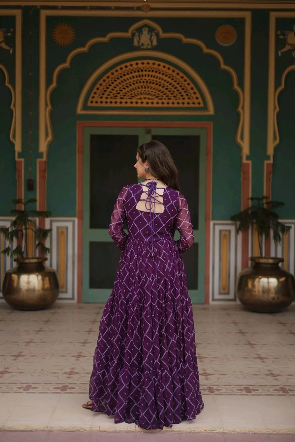 Antique Fashion 1 Gown Lover - colour 1
