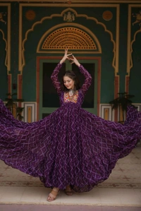 Antique Fashion 1 Gown Lover - colour 1