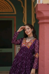 Antique Fashion 1 Gown Lover - colour 1