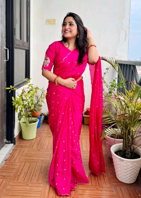 Antique Fashion 1 Beautiful Saare  - colour 1