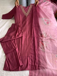 Antique Fashion 1 Kurti Pent Dupatta Set  - L