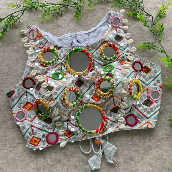 Antique Fashion 1 Blouse  - colour 1