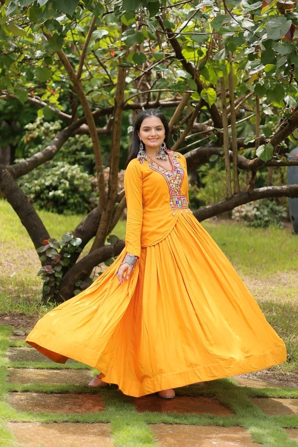 Antique Fashion 1 Celebrate the spirit of Navratri with our exclusive collection of Navratri dresses. From vibrant colors to intricate Kutchi Gamthi find the perfect dress for each day of the