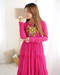Antique Fashion 1 This colourfull laheriya & fresh look outfit is perfect for upcoming navratri which provides you more comfort and style - S, colour 2