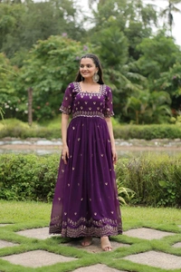 Antique Fashion 1 Gown Love - M, colour 1