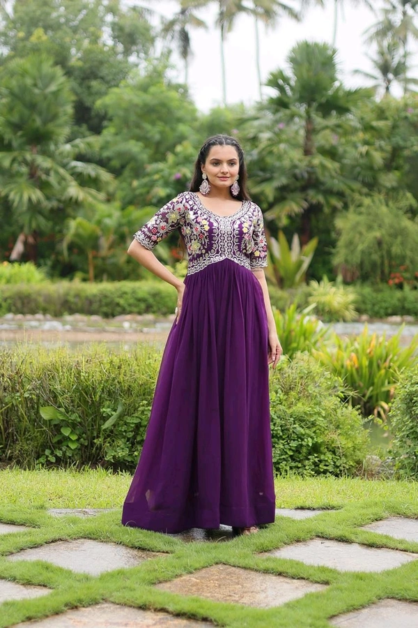 Antique Fashion 1 Gown Love  - colour 2, L