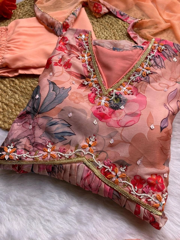 Antique Fashion 1 Alia Cut Styel  - M