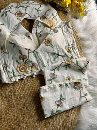 Antique Fashion 1 Designer Blouse  - Design 7