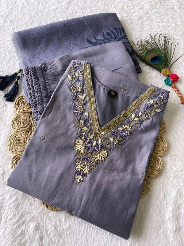 Antique Fashion 1 Kurti Pent Dupatta Set  - M, colour 2