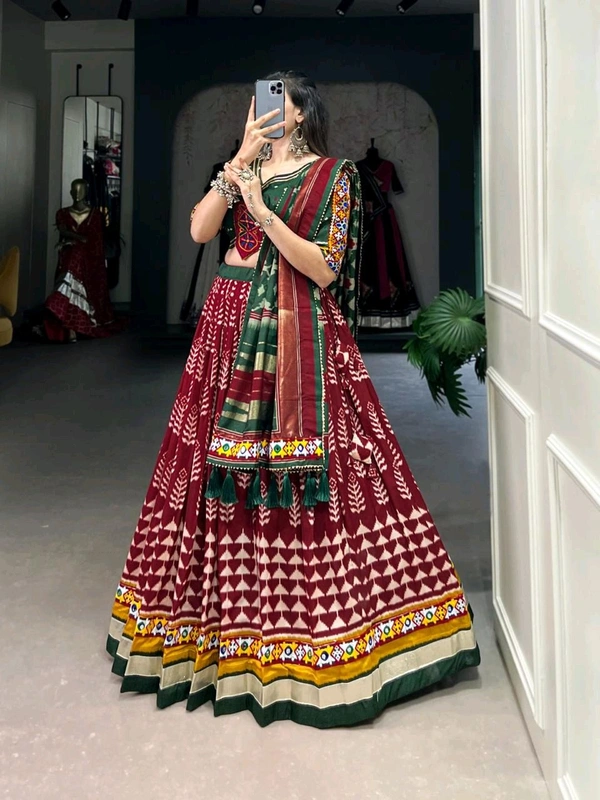 Antique Fashion 1 Glow in Dola Silk  - colour 2