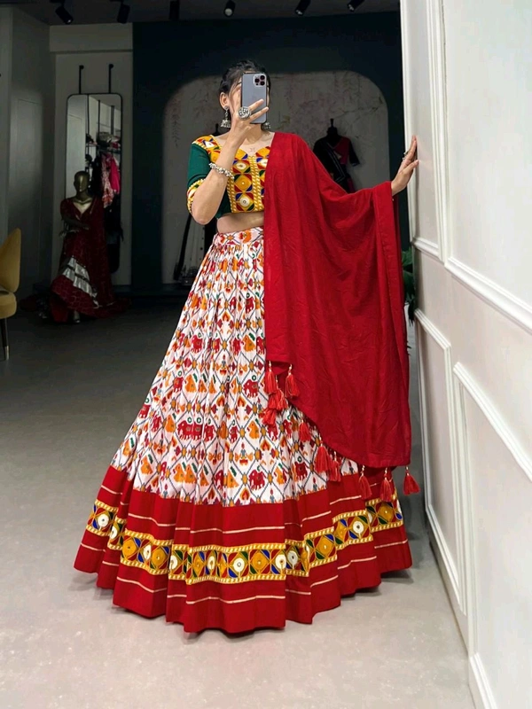 Antique Fashion 1 Drape yourself in Patola elegance 