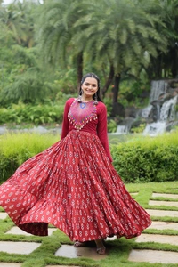 Antique Fashion 1 Gown - Maroon