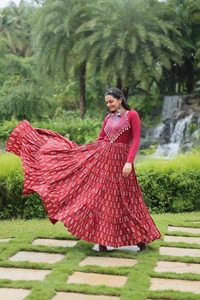 Antique Fashion 1 Gown - Maroon