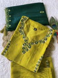 Antique Fashion 1 Kurti Pan Dupatta Set Collection  - 2XL