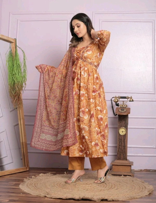 Antique Fashion 1 Kurti Pant Dupatta Set  - M