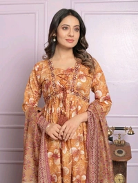 Antique Fashion 1 Kurti Pant Dupatta Set  - L