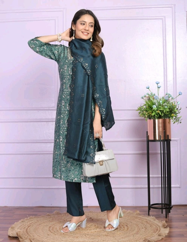 Antique Fashion 1 Kurti Pent Duppta Set Collection  - M