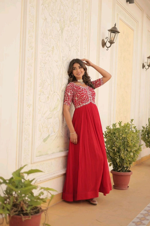 Antique Fashion 1 Designer Gown is luxury clothing Considered to be high quality Made by Zari Thread  Sequins Embroidery This is Made for Desirable Women's who deserve it - colour 1, XL