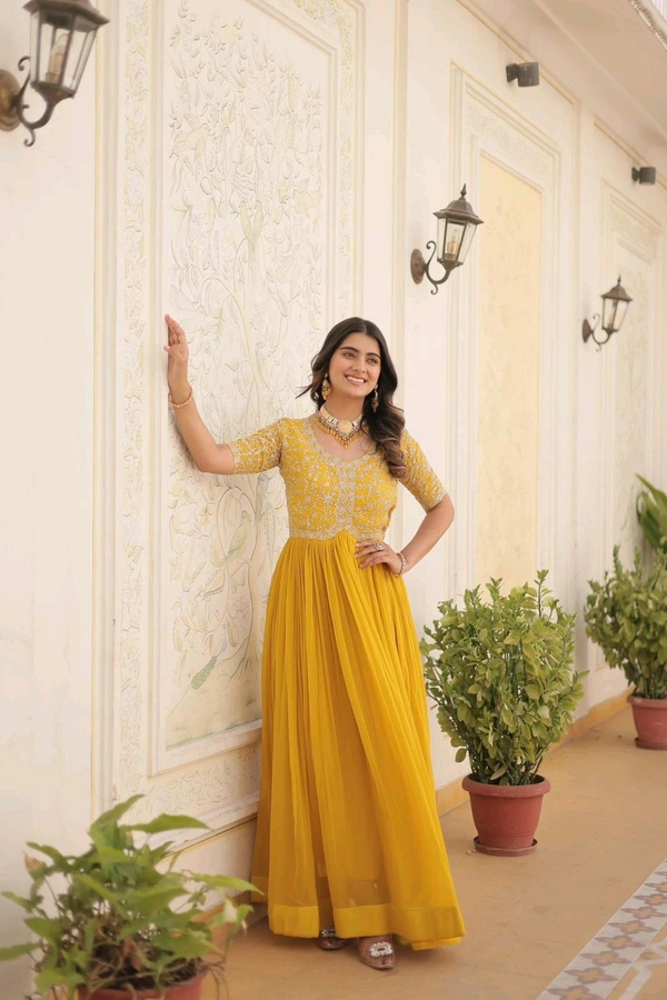 Antique Fashion 1 Designer Gown is luxury clothing Considered to be high quality Made by Zari Thread  Sequins Embroidery This is Made for Desirable Women's who deserve it - colour 2, XL