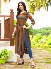 Antique Fashion 1 Geometric Printed Naira Kurta With Handmade Latakans   - colour 2, Xs
