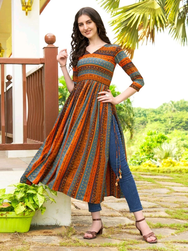 Antique Fashion 1 Geometric Printed Naira Kurta With Handmade Latakans   - colour 2, XXL