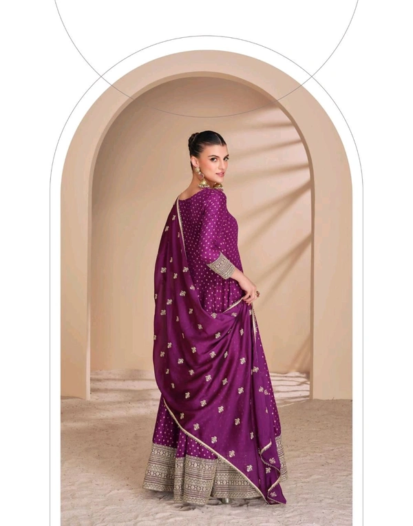 Antique Fashion 1 FABRIC  PURE VISCOS JACQUARD SILK FRONT AND BACK EMBROIDERED WITH EMBROIDERED DUPATTA