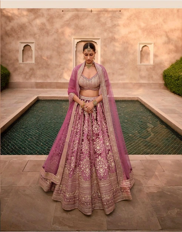 Antique Fashion 1 PURE VISCOS LYCRA CRYSTAL SILK WITH HANDWORK BLOUSE AND TALE CUT FULL LENGTH DUPATTA FRONT AND BACK EMBROIDERED WITH CANCAN 