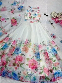 Antique Fashion 1 You gonna love elegance with Modern touch Here we Presenting Exclusive Real shoot Design 