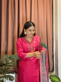 Antique Fashion 1 𝑲𝑼𝑹𝑻𝑰 PANT 𝑾𝑰𝑻𝑯 𝑫𝑰𝑮𝑰𝑻𝑨𝑳 𝑷𝑹𝑰𝑵𝑻 - XL
