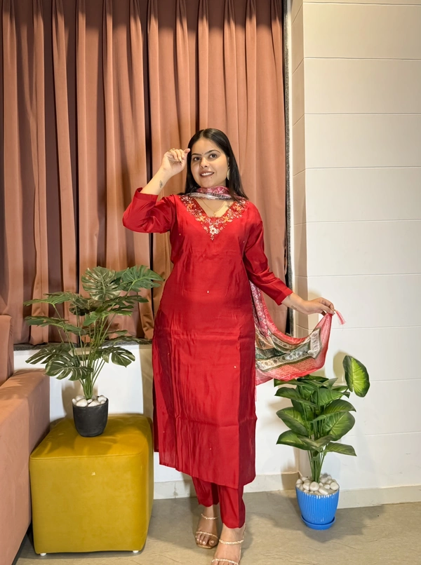 Antique Fashion 1 𝑲𝑼𝑹𝑻𝑰  PANT 𝑾𝑰𝑻𝑯 𝑫𝑰𝑮𝑰𝑻𝑨𝑳 𝑷𝑹𝑰𝑵𝑻 - XL