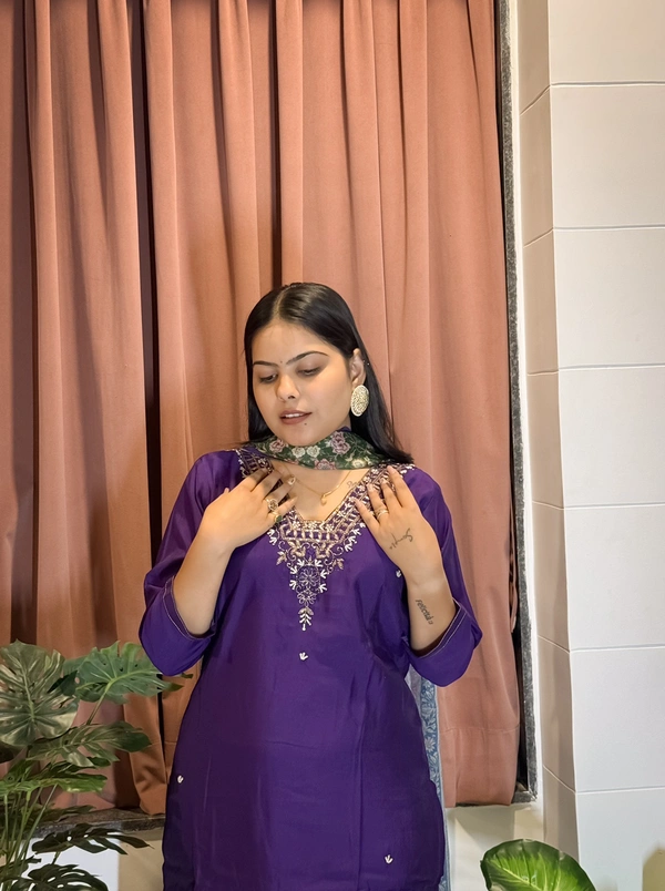 Antique Fashion 1 𝑲𝑼𝑹𝑻𝑰  PANT 𝑾𝑰𝑻𝑯 𝑫𝑰𝑮𝑰𝑻𝑨𝑳 𝑷𝑹𝑰𝑵𝑻 - XL