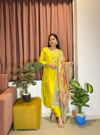 Antique Fashion 1 𝑲𝑼𝑹𝑻𝑰 𝑷𝑨𝑵𝑻 𝑾𝑰𝑻𝑯 𝑫𝑰𝑮𝑰𝑻𝑨𝑳 𝑷𝑹𝑰𝑵𝑻 𝑫𝑼𝑷𝑨𝑻𝑻  - 5XL