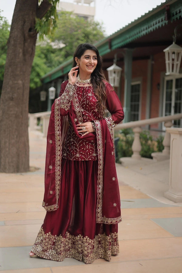 Antique Fashion 1 PREMIUM DESIGNER READYMADE KURTI PLAZOO DUPATTA COLLECTIONS - colour 1, XL