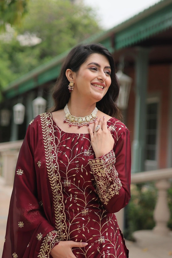 Antique Fashion 1 PREMIUM DESIGNER READYMADE KURTI PLAZOO DUPATTA COLLECTIONS - colour 1, XL