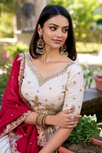Antique Fashion 1 A bridesmaid statement in serene shades   - Note :- Flair :- 4.5 Meter