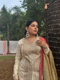 Antique Fashion 1 FABRIC  PURE SIMAR VISCOS JACQUARD SILK FRONT AND BACK EMBROIDERED WITH CANCAN  - Designe 1, L