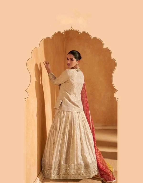 Antique Fashion 1 FABRIC  PURE SIMAR VISCOS JACQUARD SILK FRONT AND BACK EMBROIDERED WITH CANCAN  - Designe 2, S
