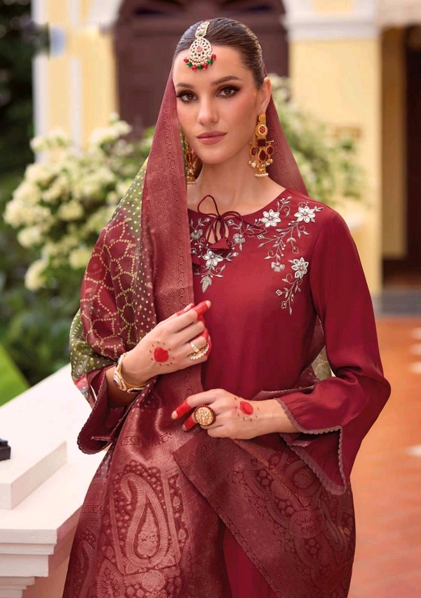 Antique Fashion 1 Presents it’s new catalogue - colour 2, L