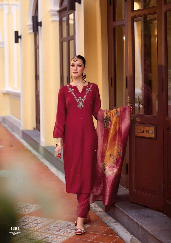 Antique Fashion 1 Presents it’s new catalogue - colour 3, 2XL