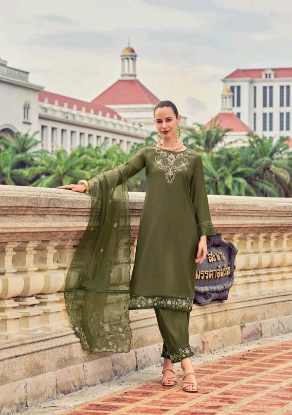 Antique Fashion 1 New Launching 2024-25 - colour 1, L
