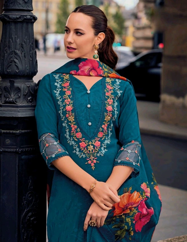 Antique Fashion 1 Kurti Pent Collection  - M