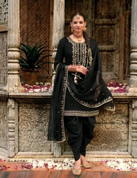 Antique Fashion 1 Presents it’s New Catalogue - XL